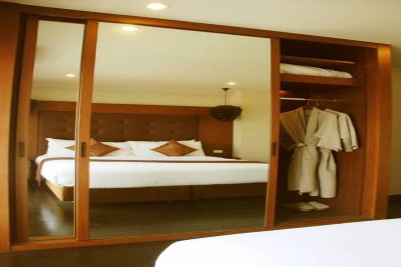 Ziniza The Boutique Service Apartment Bangkok Buitenkant foto
